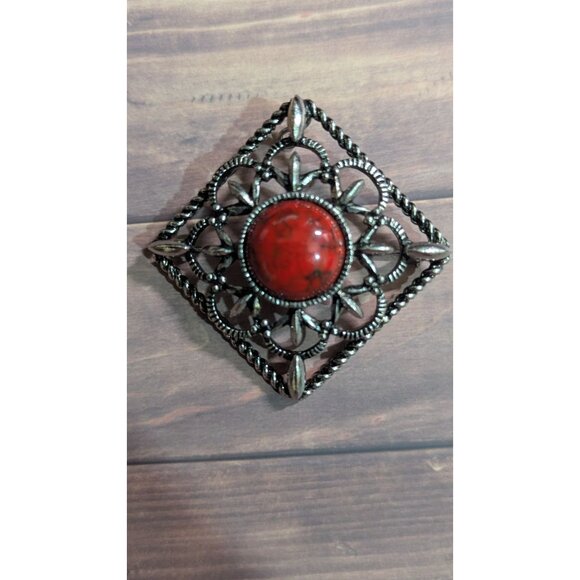 Sarah Coventry Red Cabochon Vintage Brooch Pendant Ornate Filigree Square Design - Picture 2 of 7